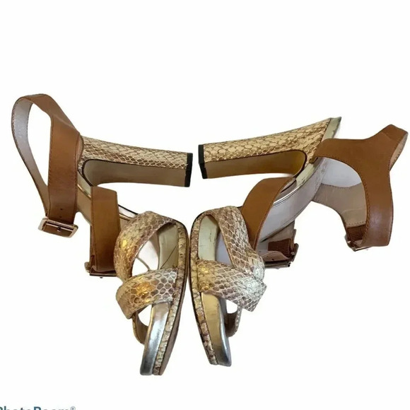 Vince Camuto Snake Skin Platform Adjustable Strap - Picture 5 of 10